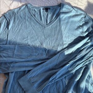 GAP Women’s Cotton V-Neck Soft Blue Long Sleeve Sweater